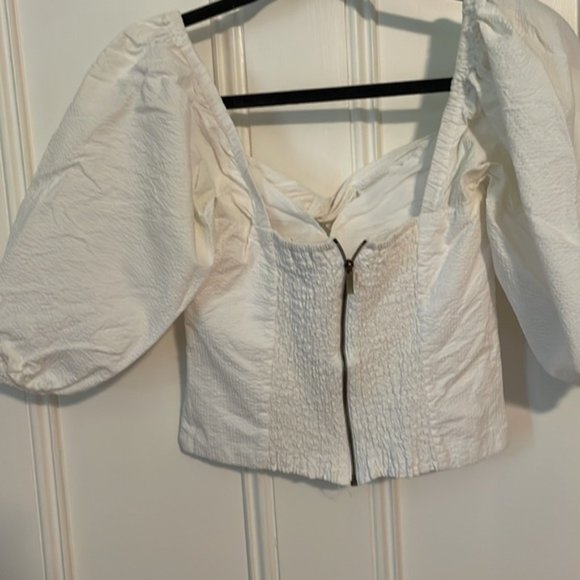 Bustier/corset style puff sleeve cropped top - Picture 2 of 3